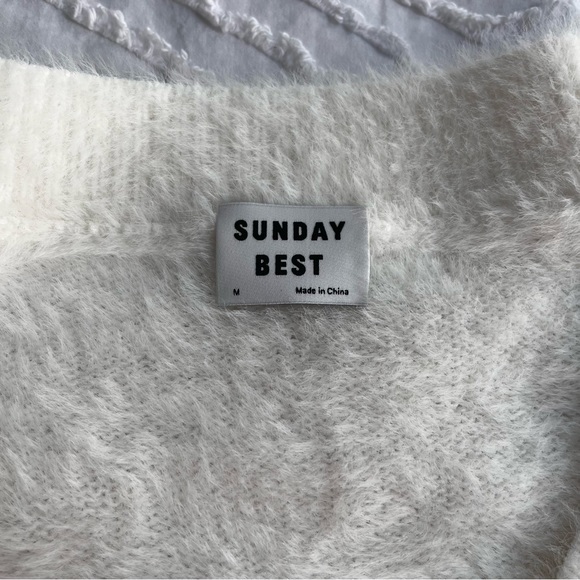 Aritzia Sunday Best // Kitten V-Neck Sweater - Picture 6 of 10